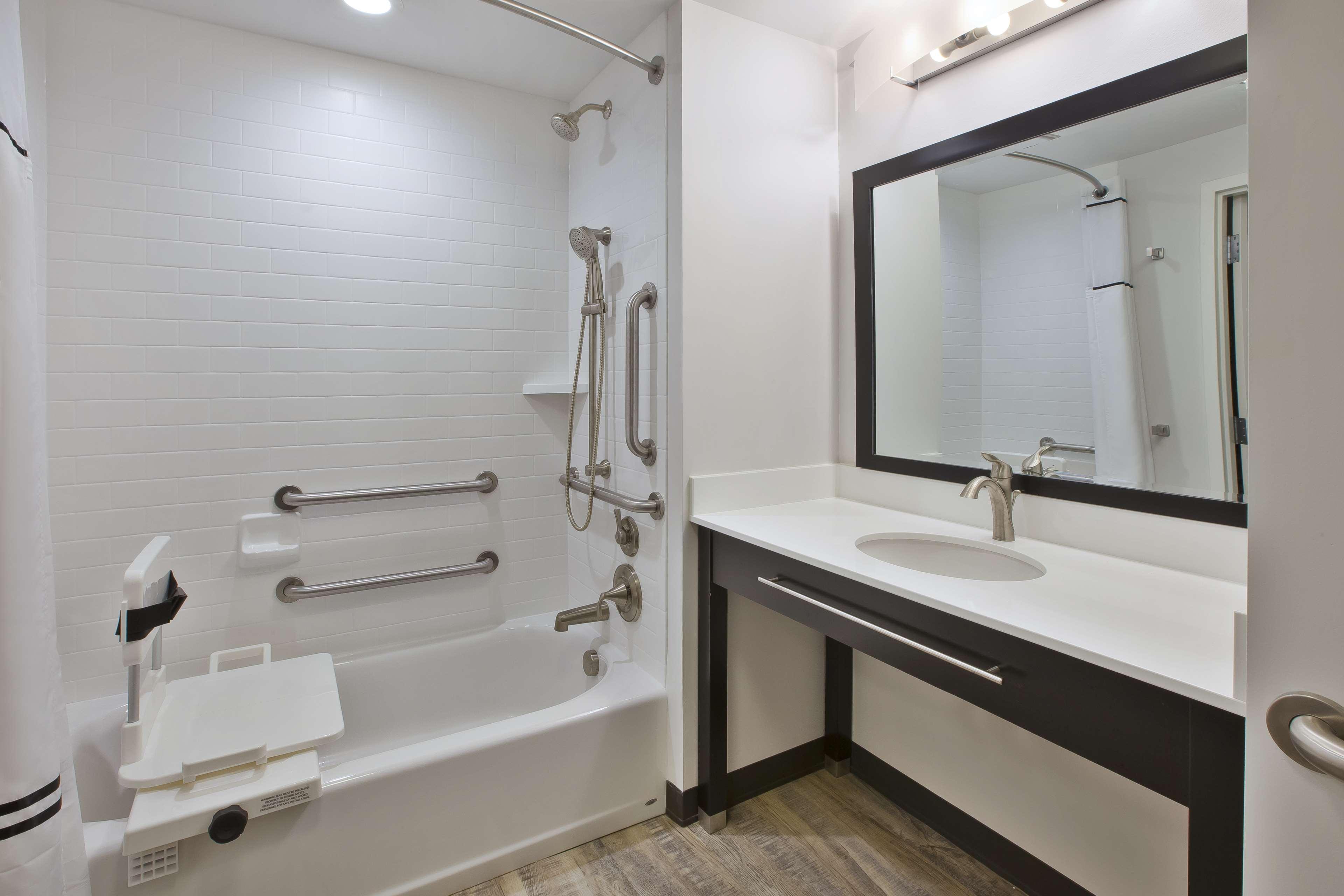 Best Western Plus Cranberry-Pittsburgh North Cranberry Township Exterior photo